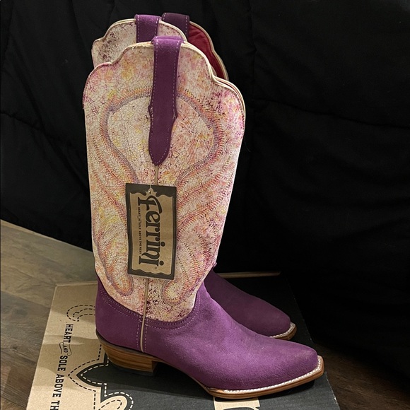 Ferrini women’s Roughout boots - Picture 2 of 4